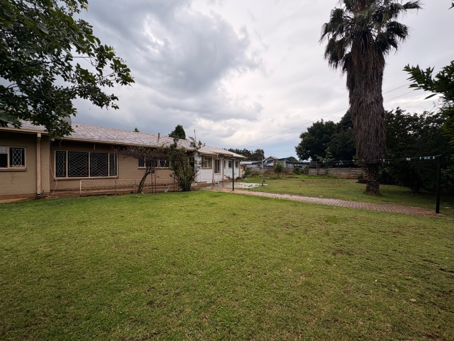 4 Bedroom Property for Sale in Flamwood North West